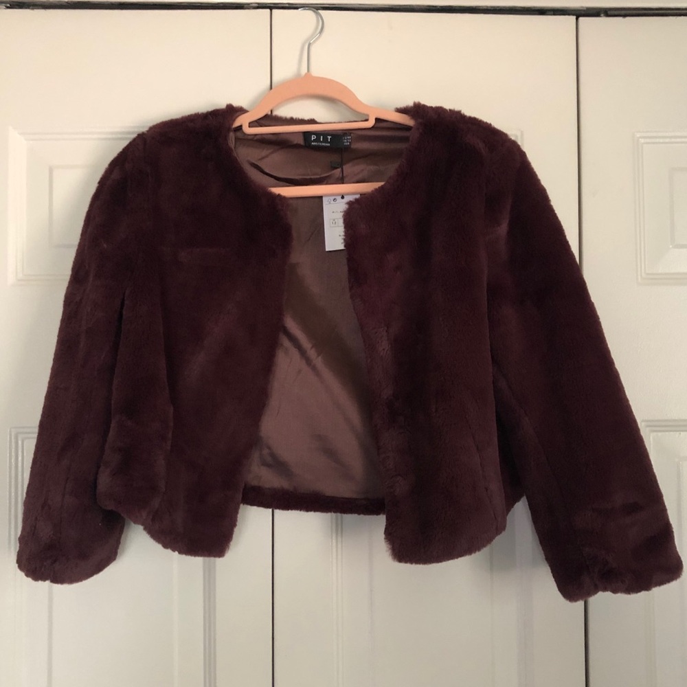 Pit Amsterdam faux purple crop jacket